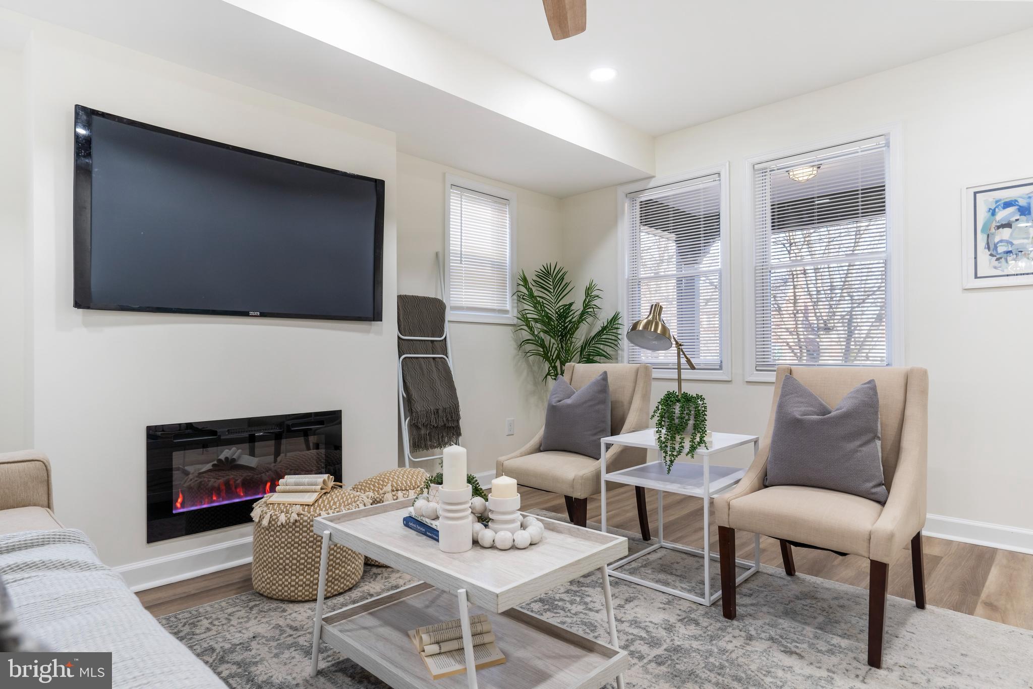 ASHBURTON HISTORIC DISTRICT - Residential