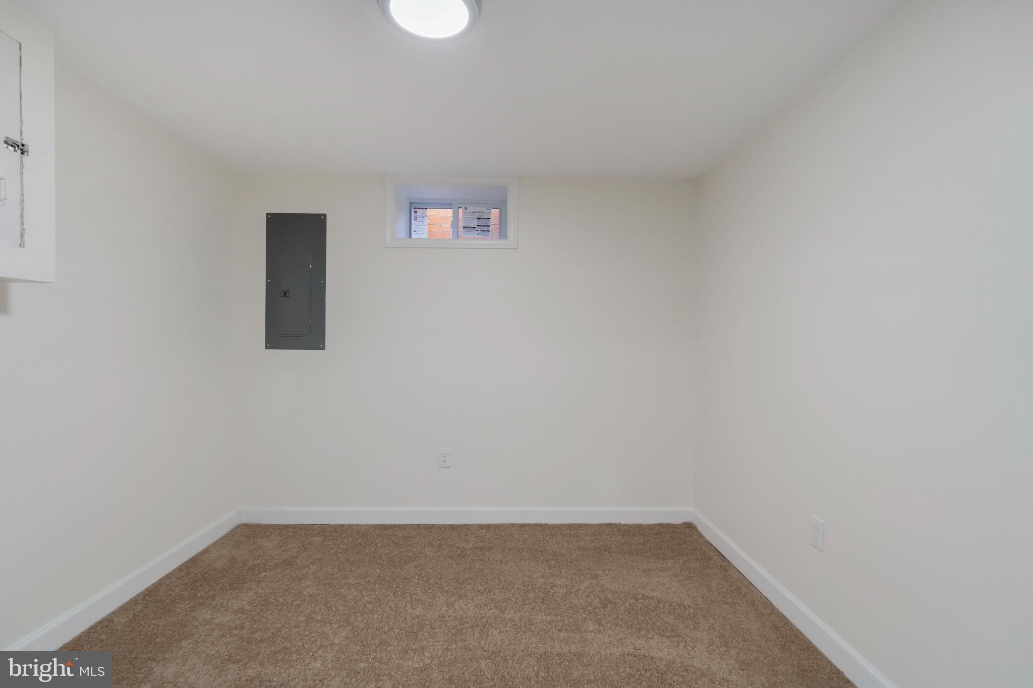 ASHBURTON HISTORIC DISTRICT - Residential