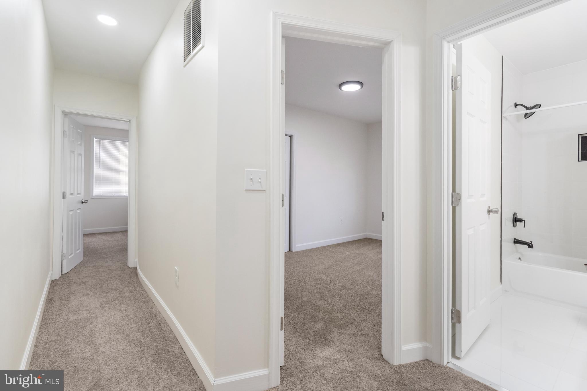 ASHBURTON HISTORIC DISTRICT - Residential