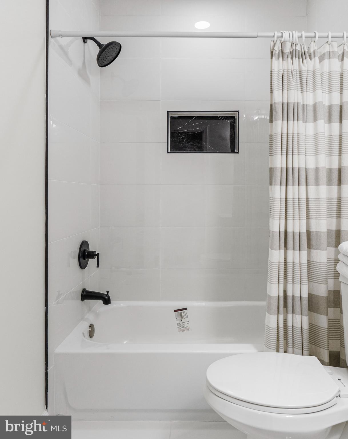 ASHBURTON HISTORIC DISTRICT - Residential