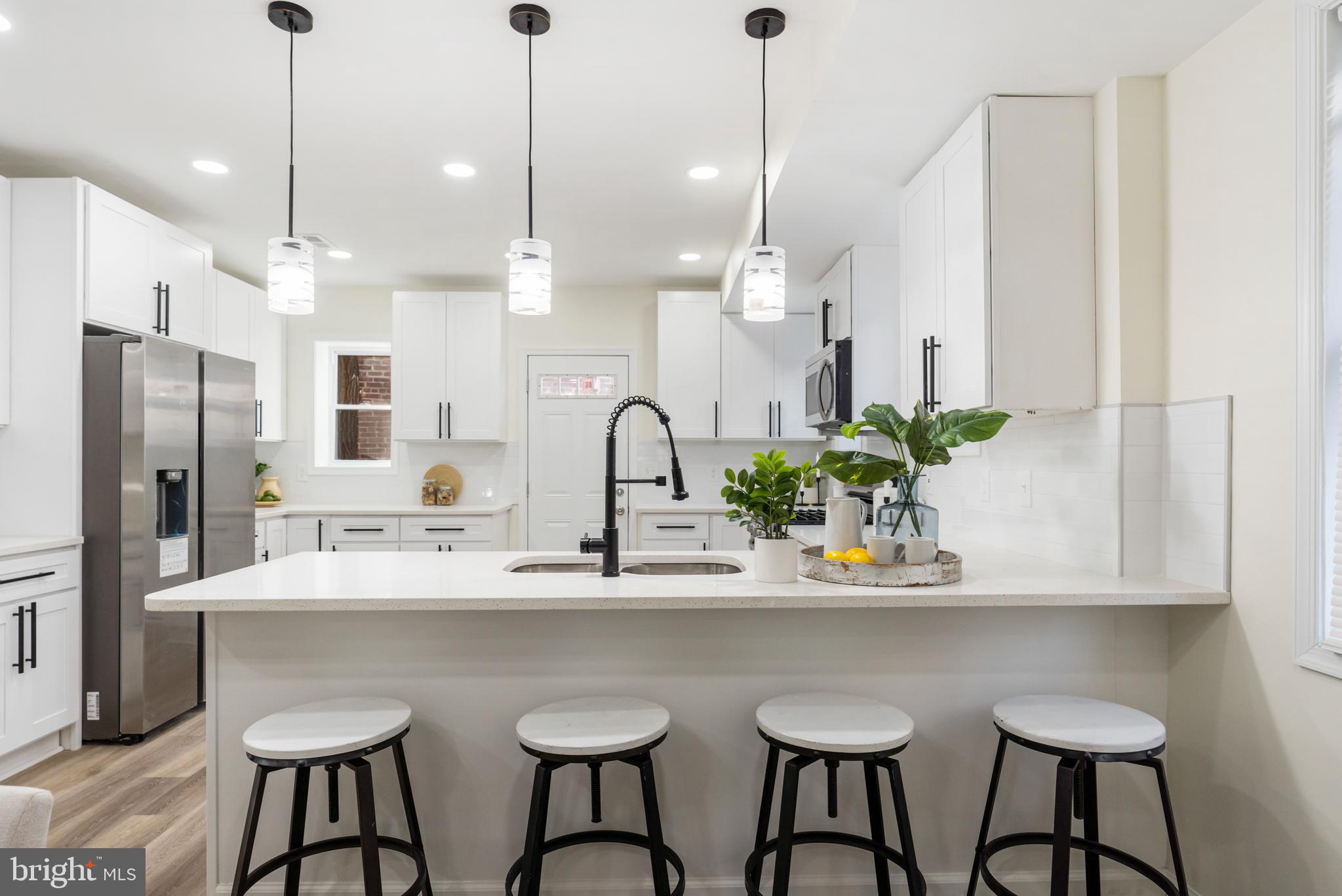 ASHBURTON HISTORIC DISTRICT - Residential