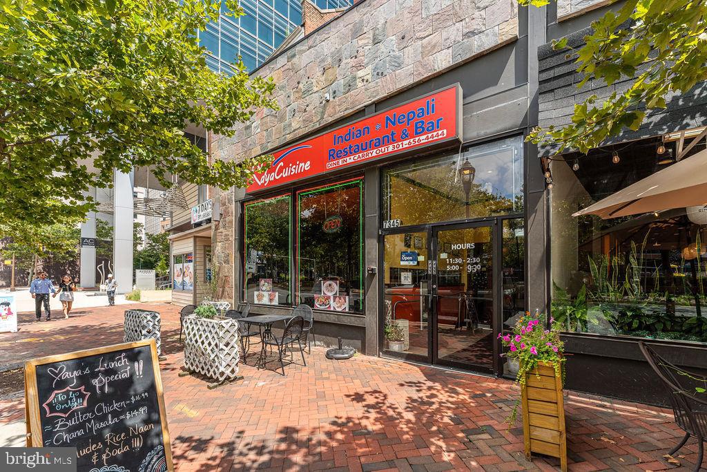 RIVIERA OF CHEVY CHASE - Residential Lease