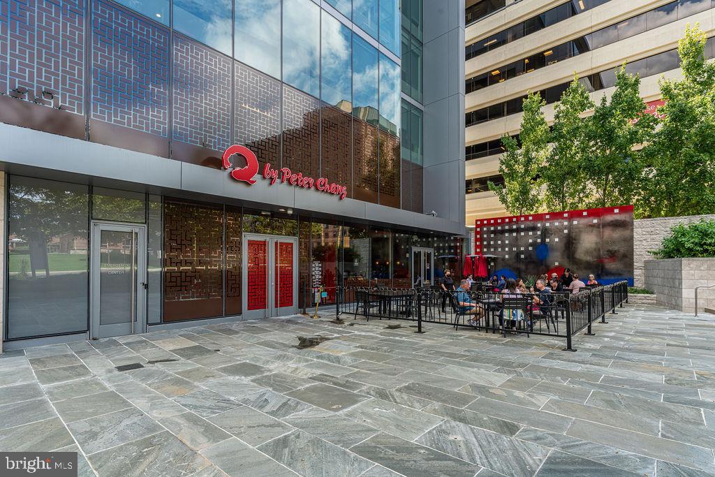 RIVIERA OF CHEVY CHASE - Residential Lease