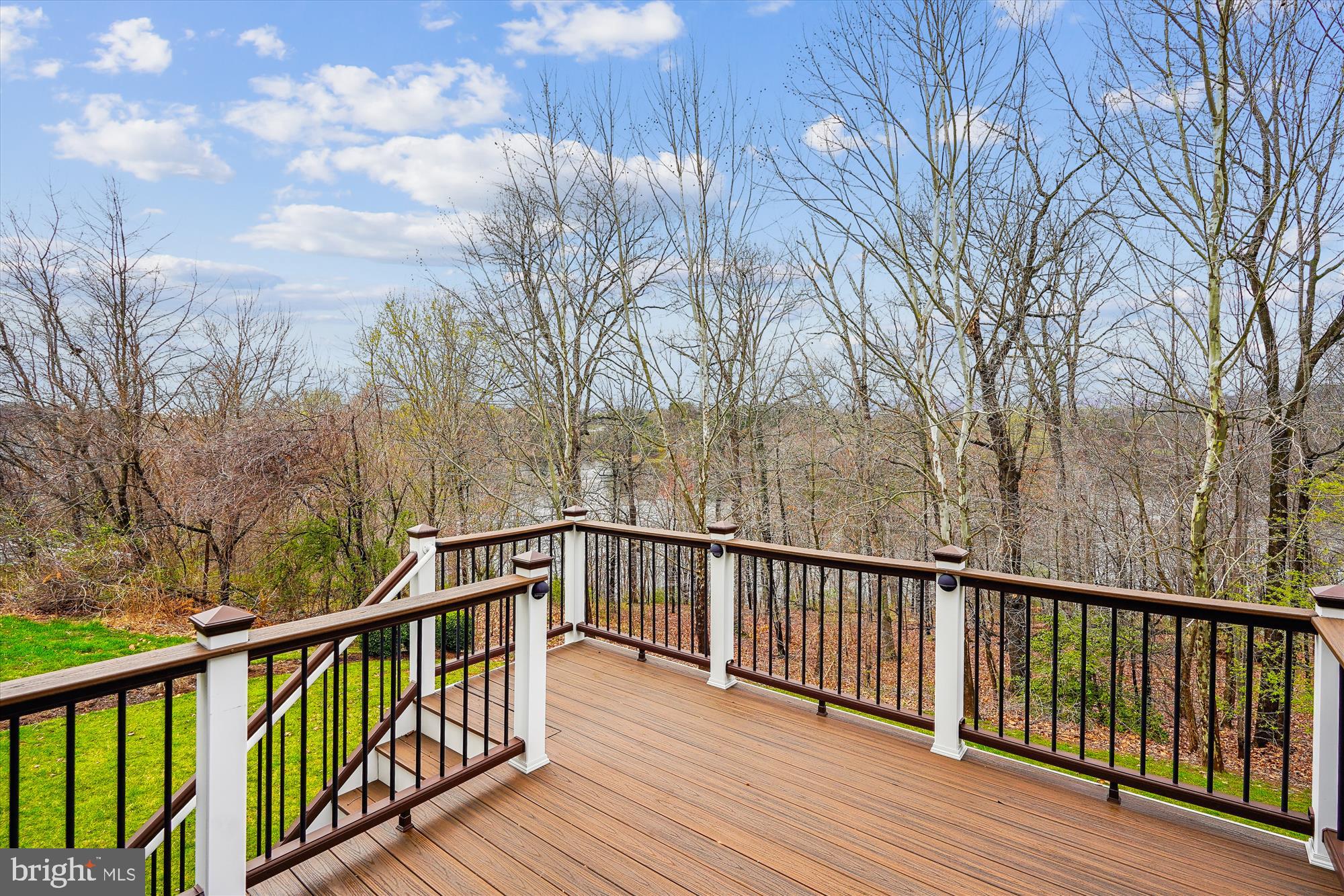 LAKE POINT ROUND HILL - Residential