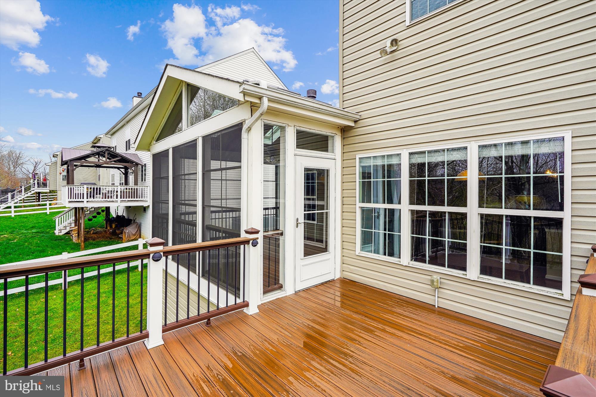 LAKE POINT ROUND HILL - Residential