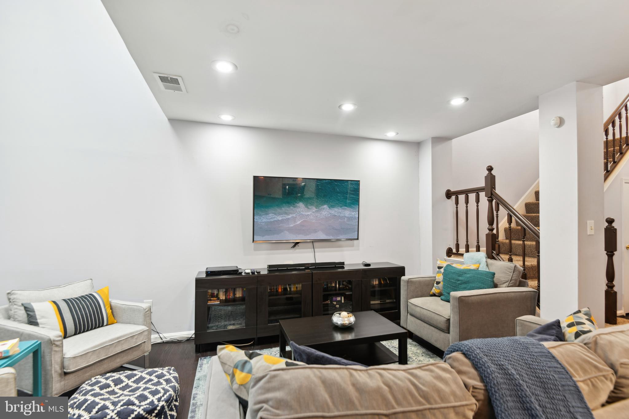 VILLAGES OF MARLBOROUGH - Residential