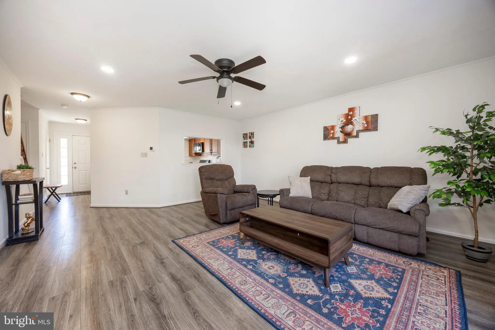 Glen Mills, Pennsylvania 19342, United States, 2 Bedrooms Bedrooms, ,3 BathroomsBathrooms,Residential,Pending,87325