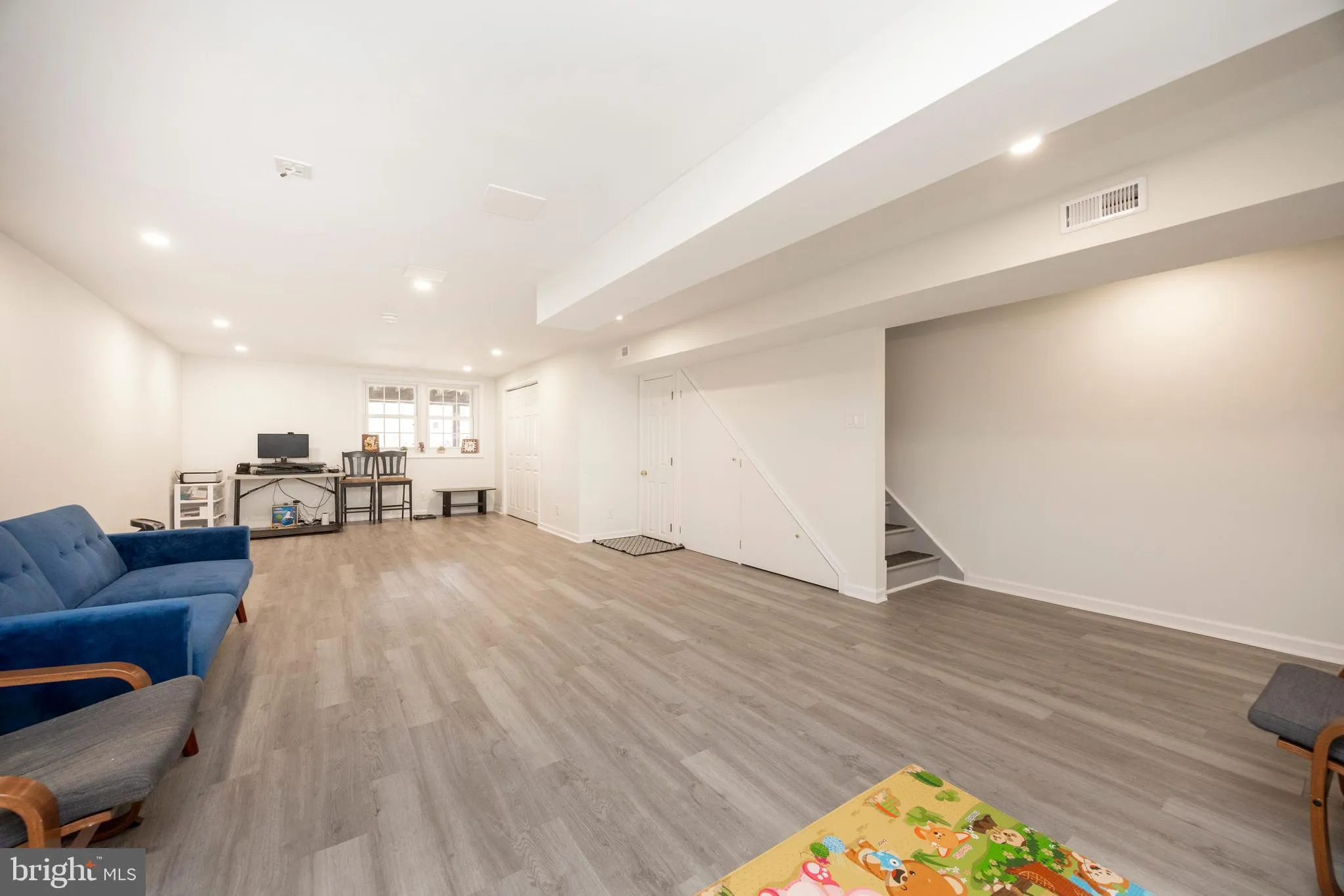 Glen Mills, Pennsylvania 19342, United States, 2 Bedrooms Bedrooms, ,3 BathroomsBathrooms,Residential,Pending,87325