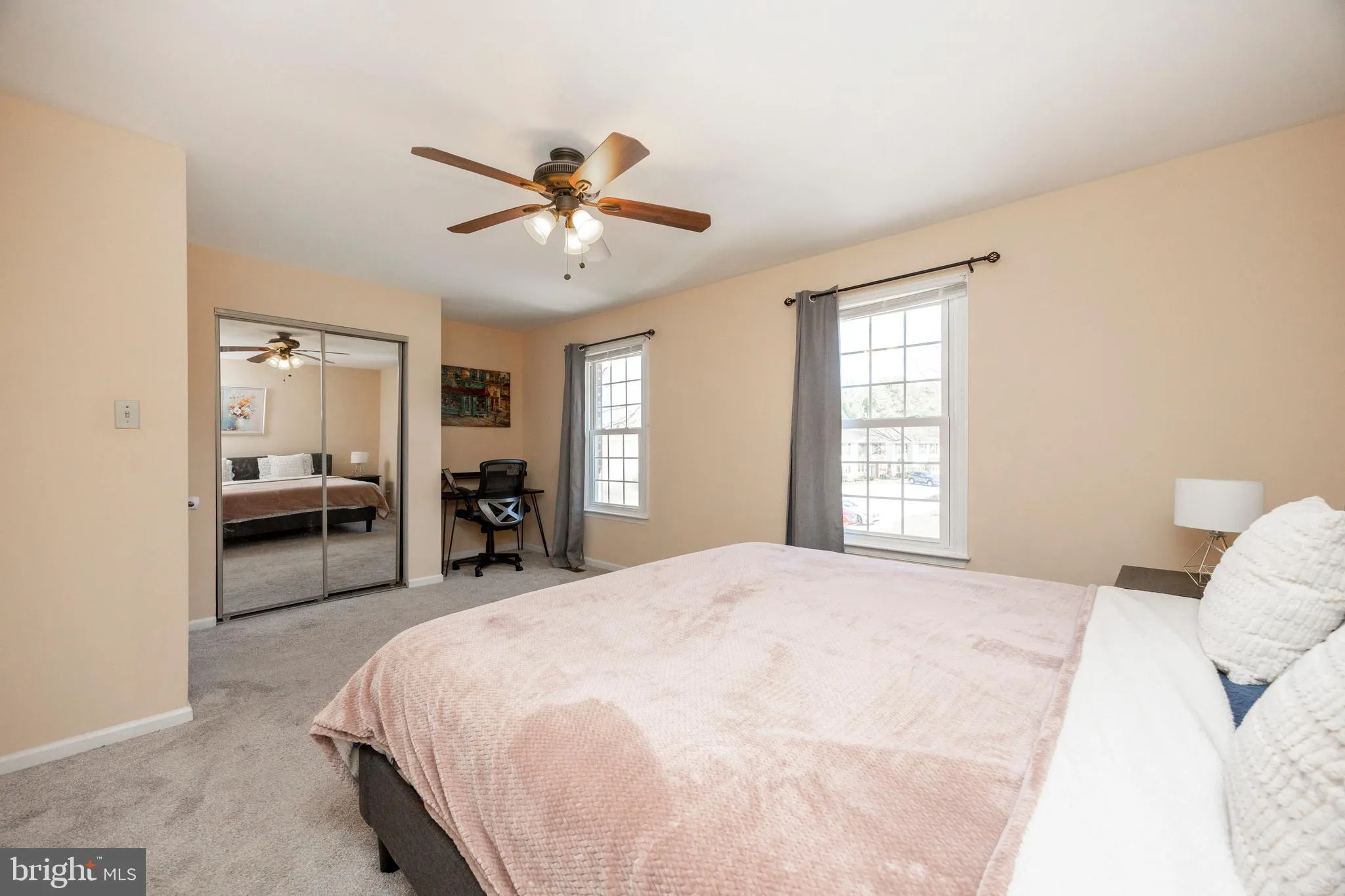 Glen Mills, Pennsylvania 19342, United States, 2 Bedrooms Bedrooms, ,3 BathroomsBathrooms,Residential,Pending,87325