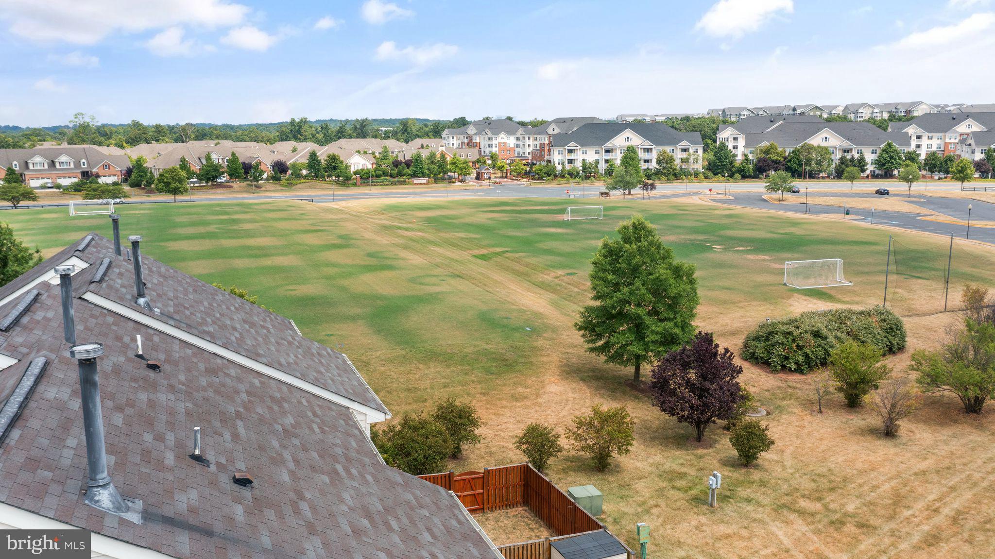 ASHBURN VILLAGE - Residential Lease