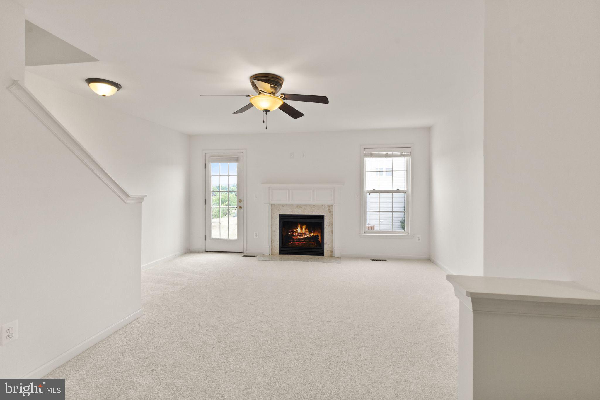 ASHBURN VILLAGE - Residential Lease