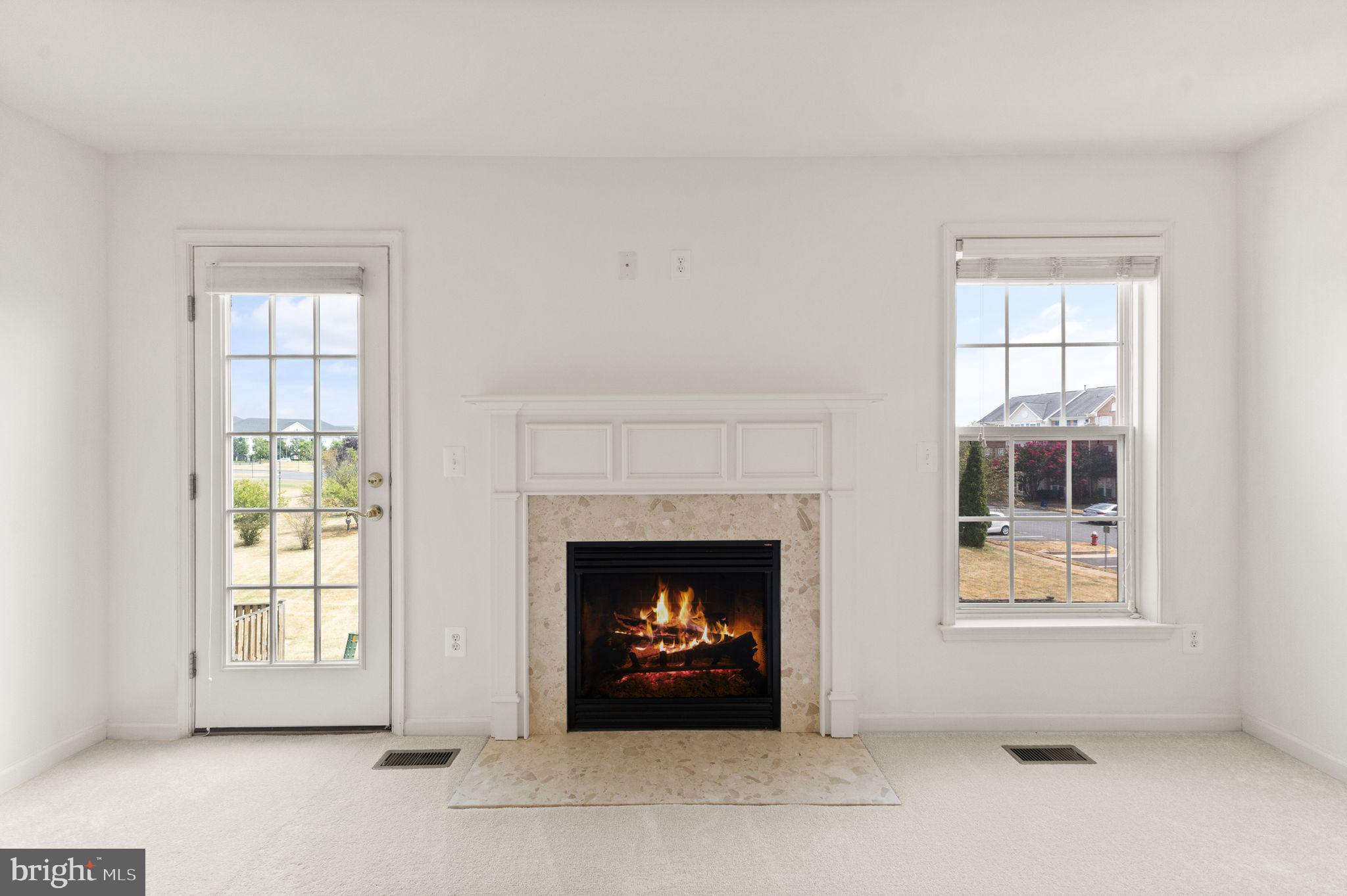 ASHBURN VILLAGE - Residential Lease