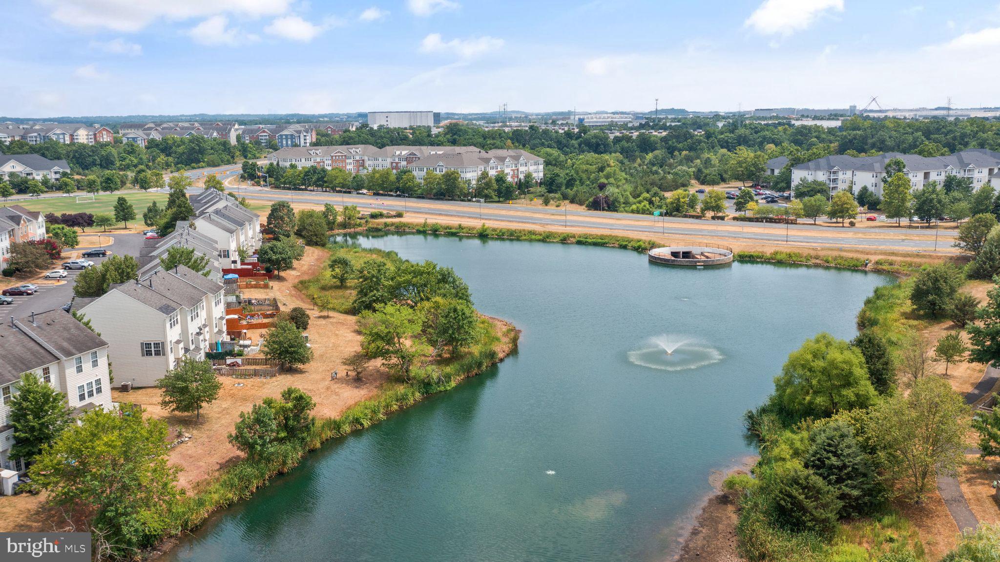 ASHBURN VILLAGE - Residential Lease