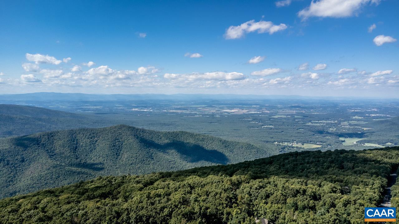 WINTERGREEN RESORT - Land