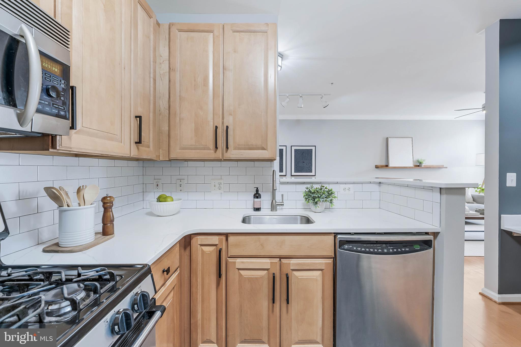 MARKET STREET AT TOWN CENTER - Residential