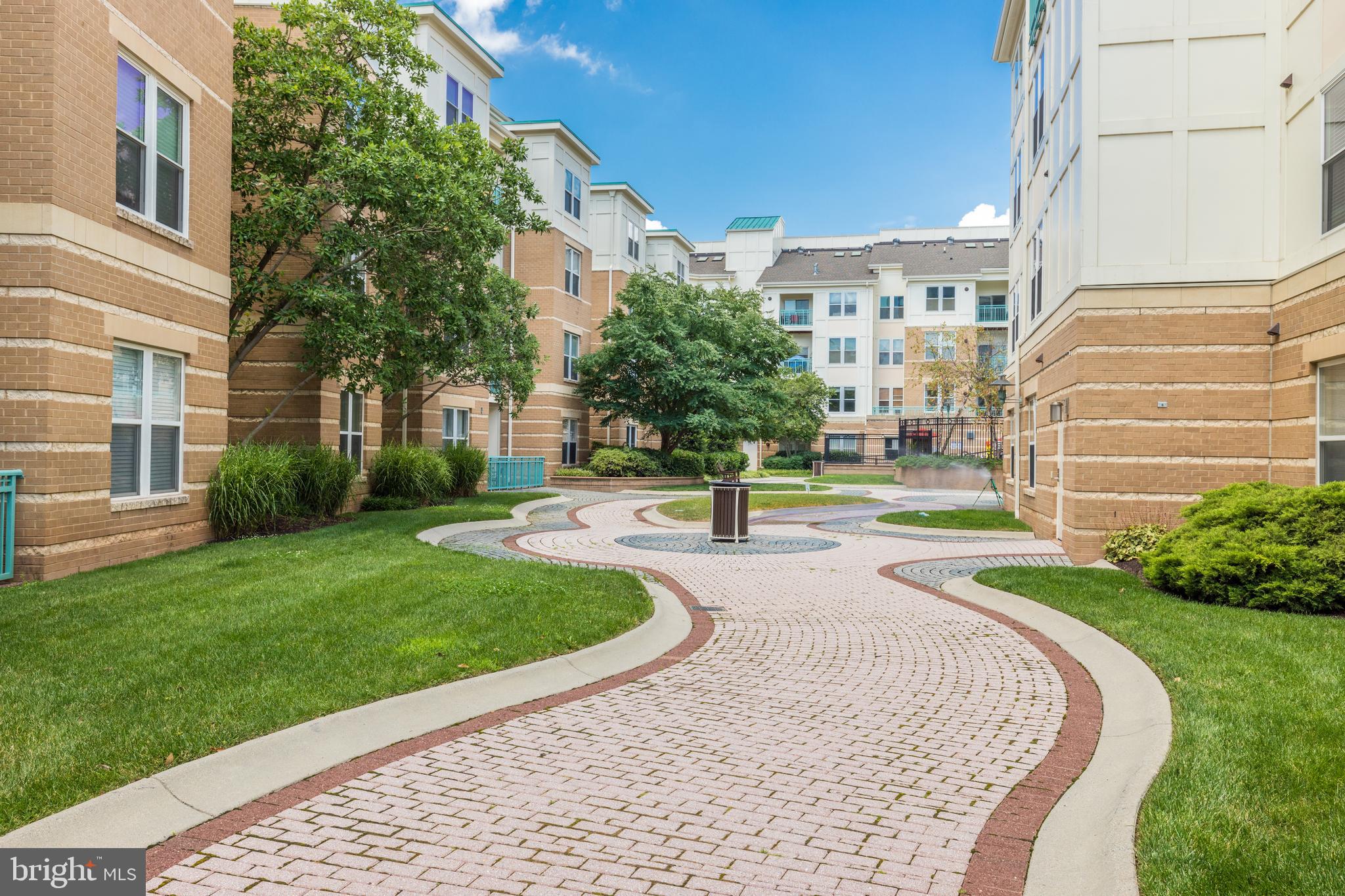 MARKET STREET AT TOWN CENTER - Residential