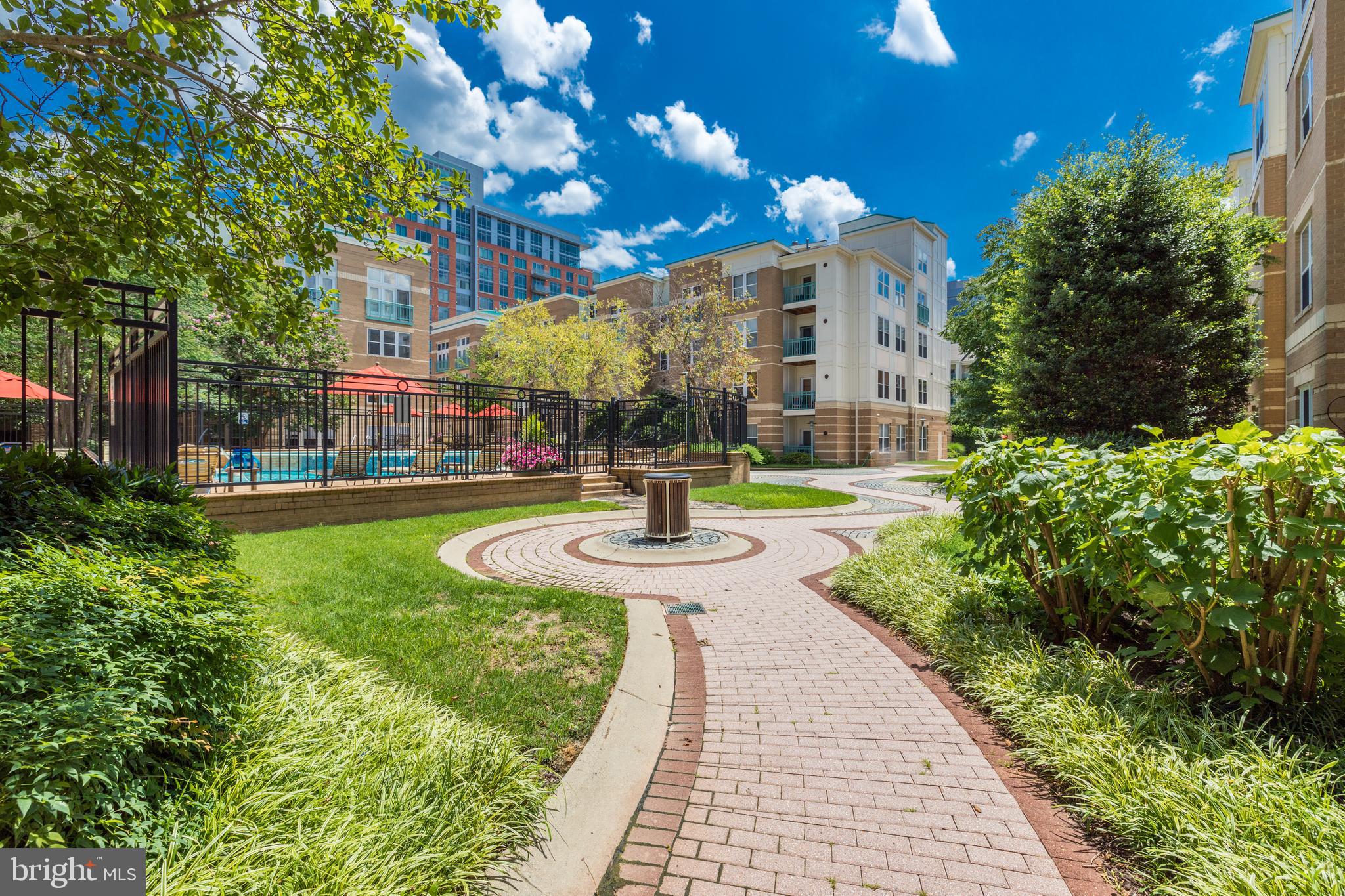 MARKET STREET AT TOWN CENTER - Residential