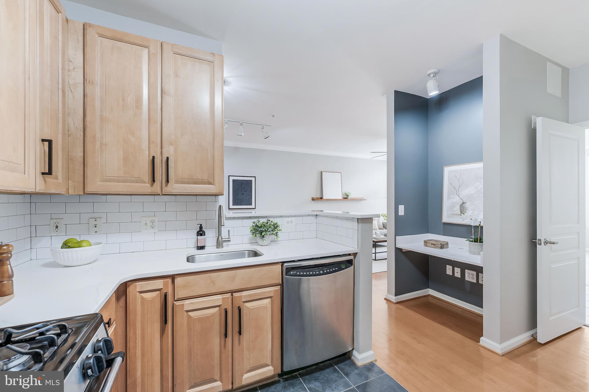 MARKET STREET AT TOWN CENTER - Residential