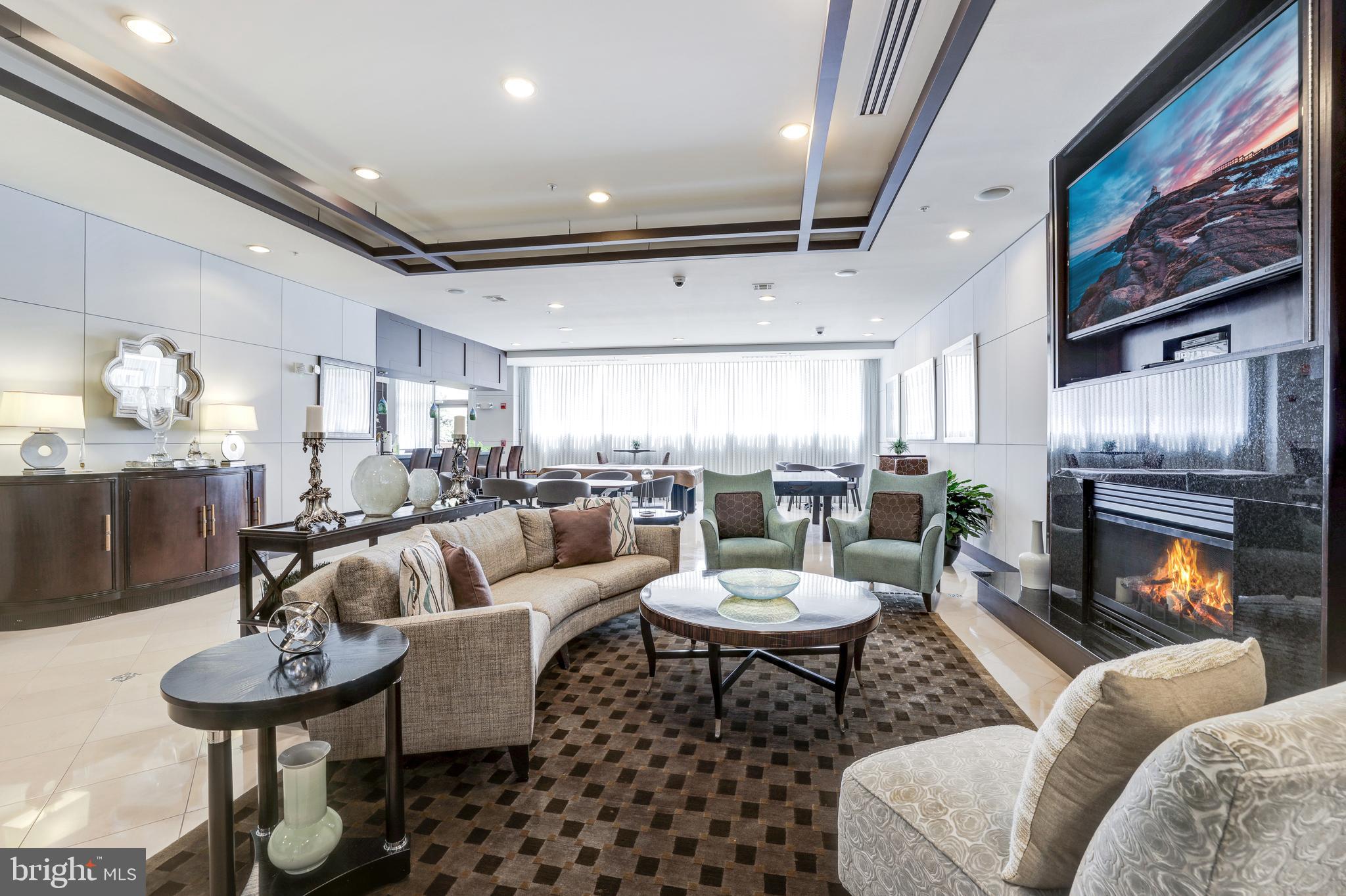 MARKET STREET AT TOWN CENTER - Residential