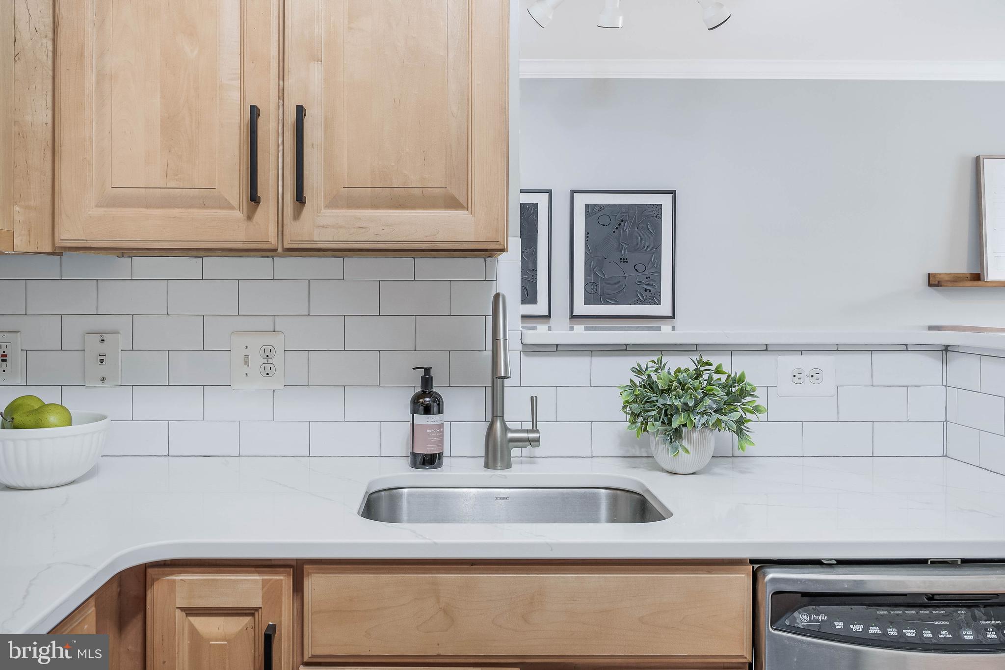 MARKET STREET AT TOWN CENTER - Residential