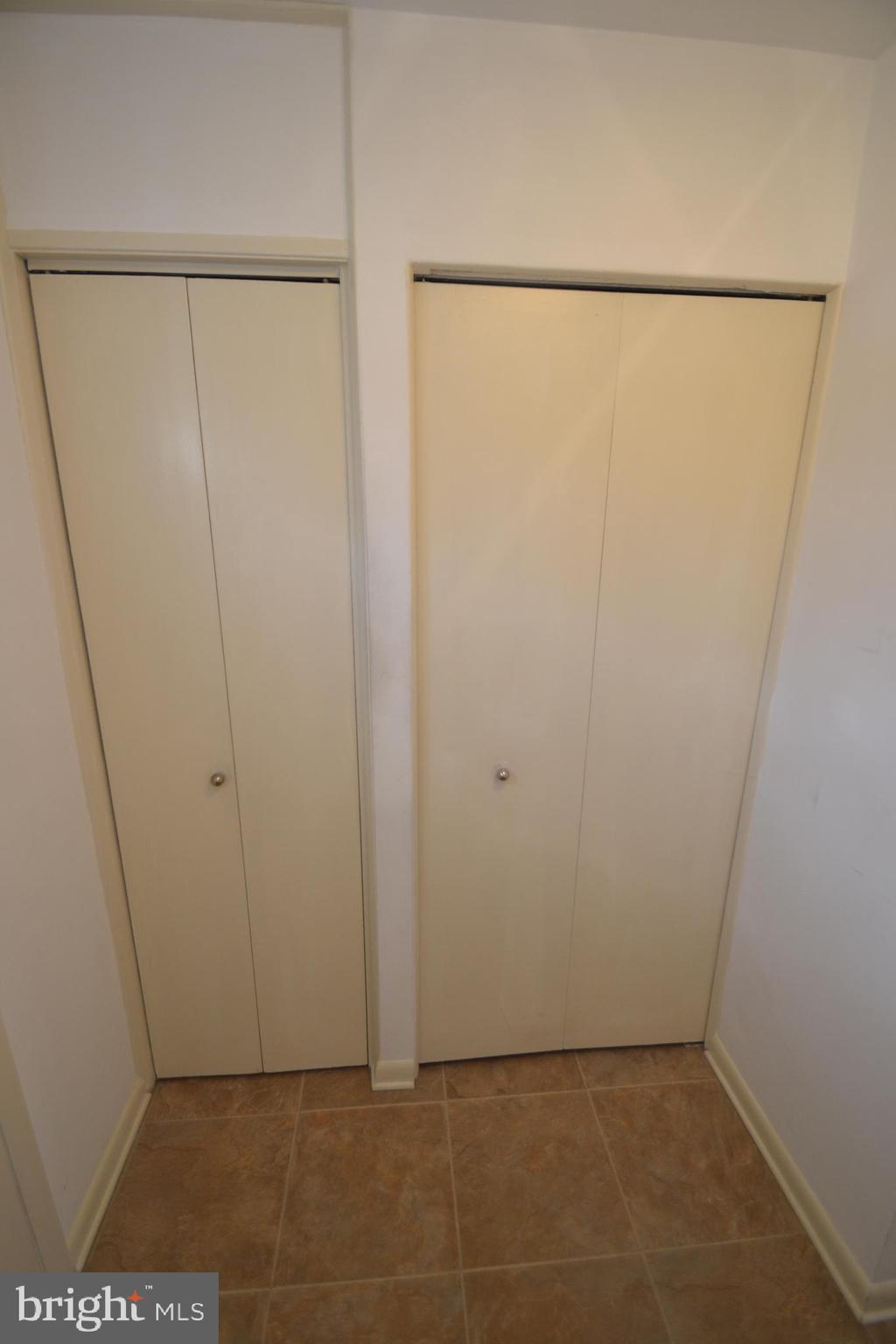 MAYS CHAPEL VILLAGE - Residential Lease