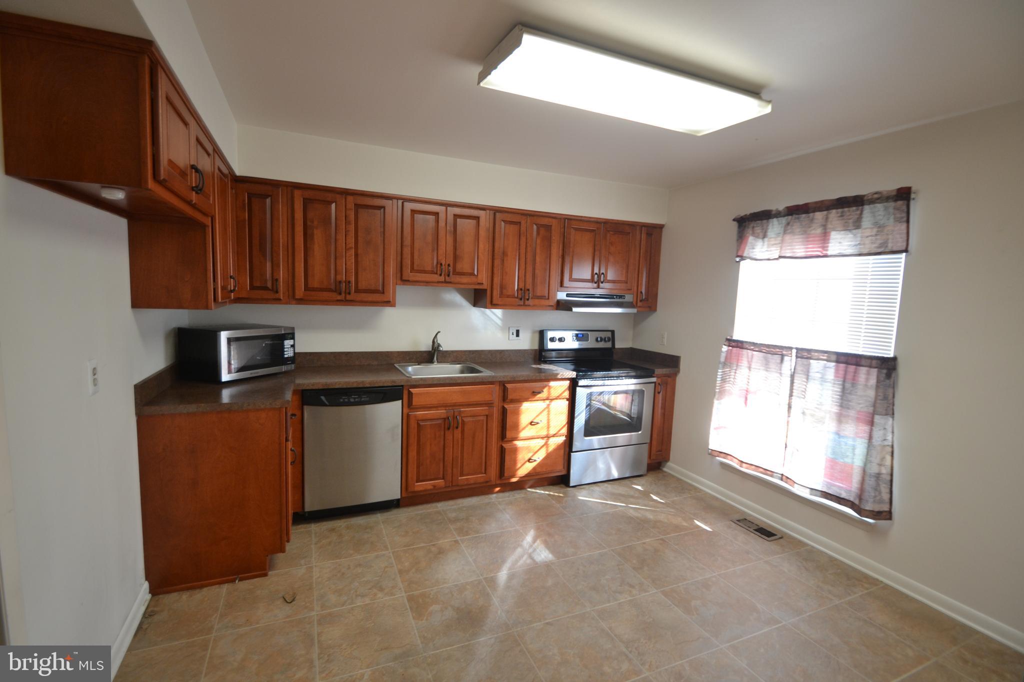 MAYS CHAPEL VILLAGE - Residential Lease