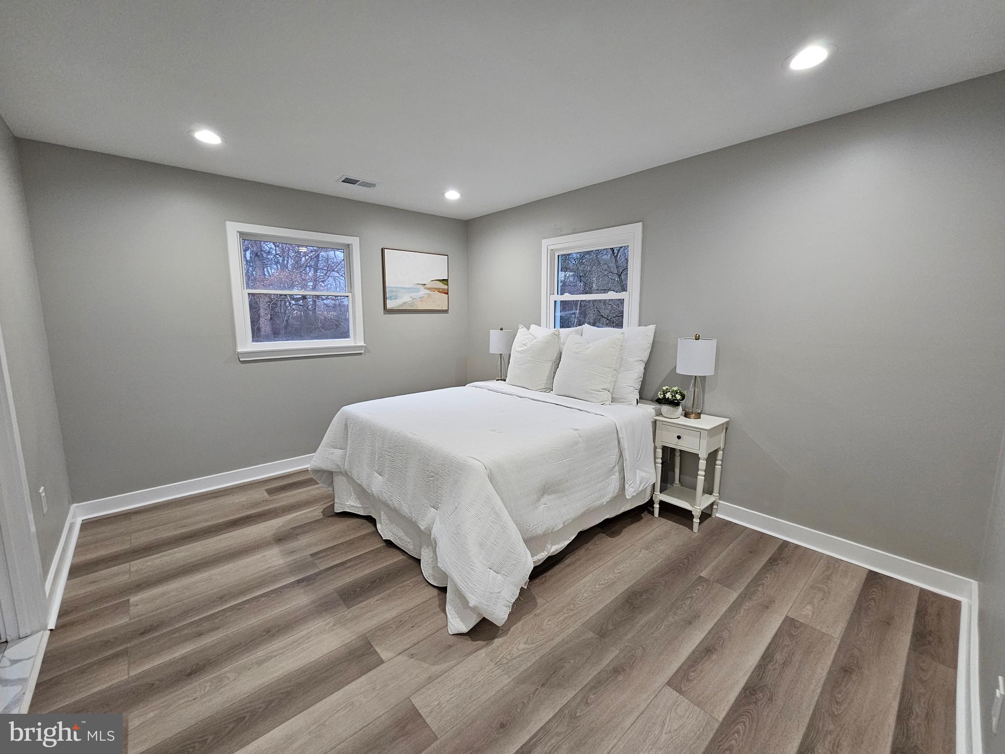 GIBSON MANOR - Residential