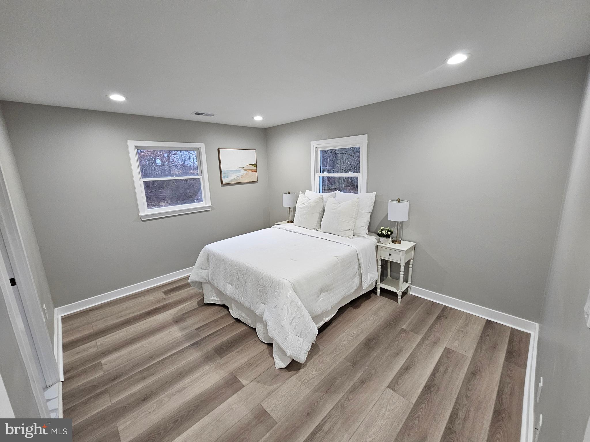 GIBSON MANOR - Residential