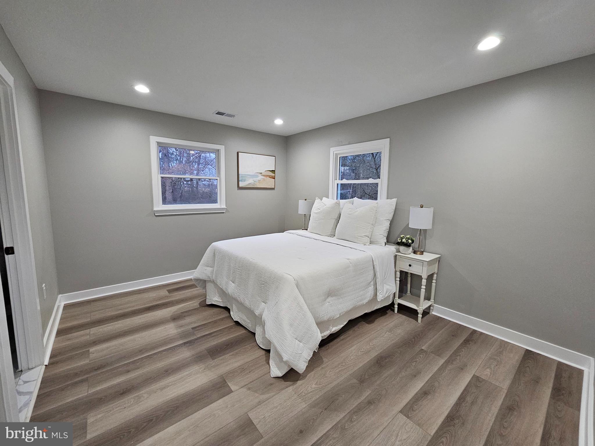 GIBSON MANOR - Residential