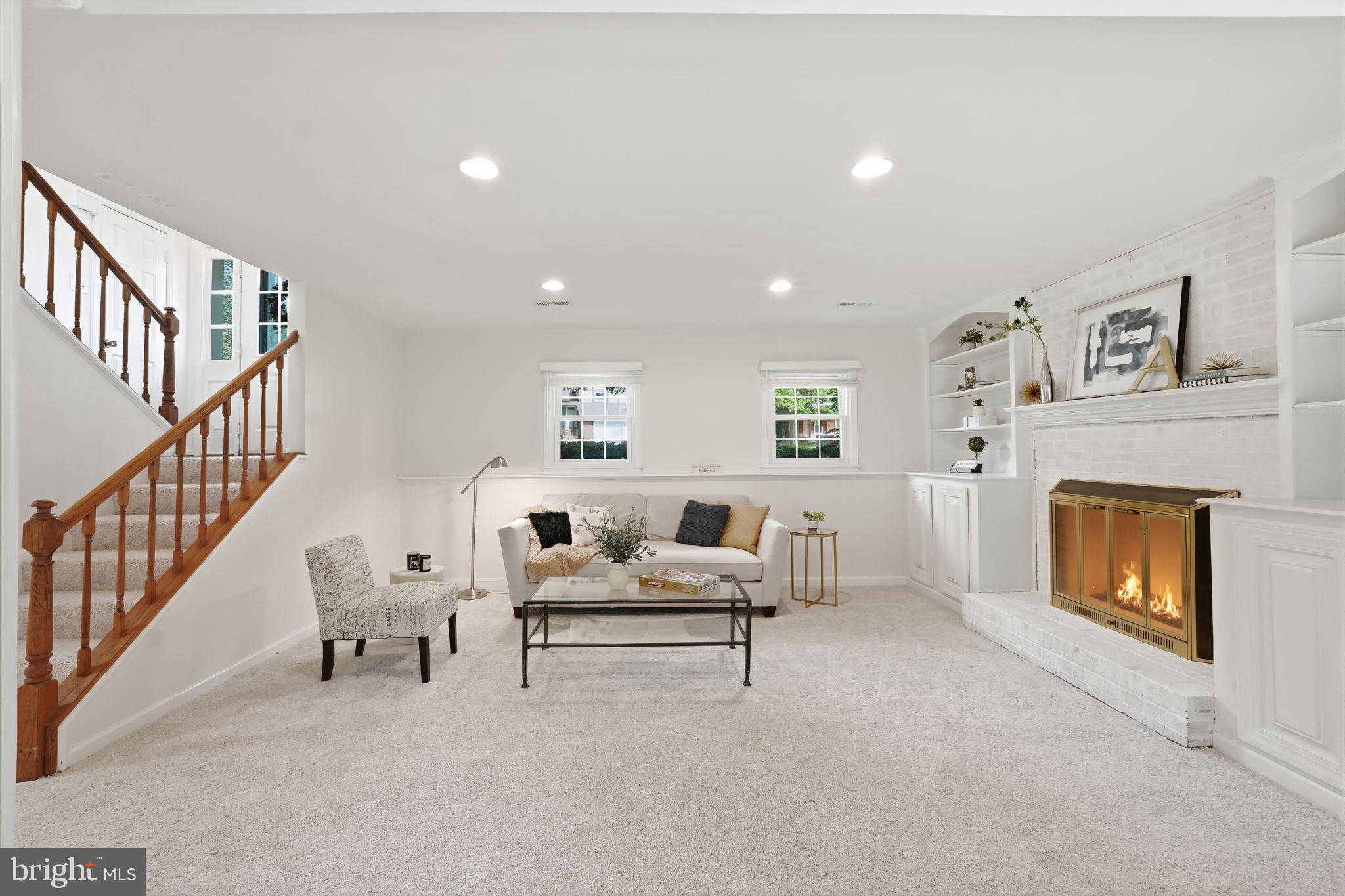 3213 ALLNESS LANE