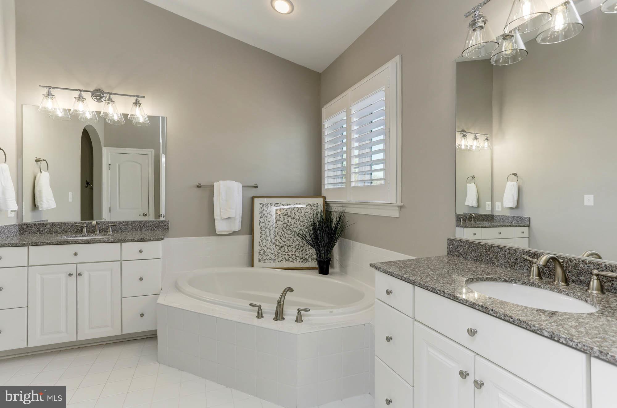 DEEP CREEK VILLAGE - Residential