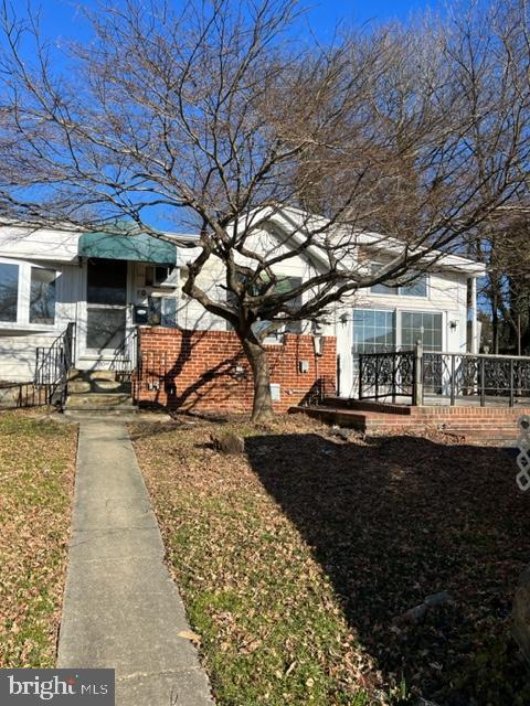 RIDLEY PARK - Residential Lease