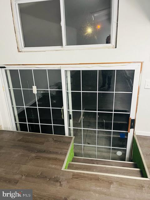 RIDLEY PARK - Residential Lease