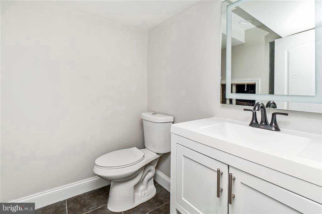 HAMPDEN HISTORIC DISTRICT - Residential