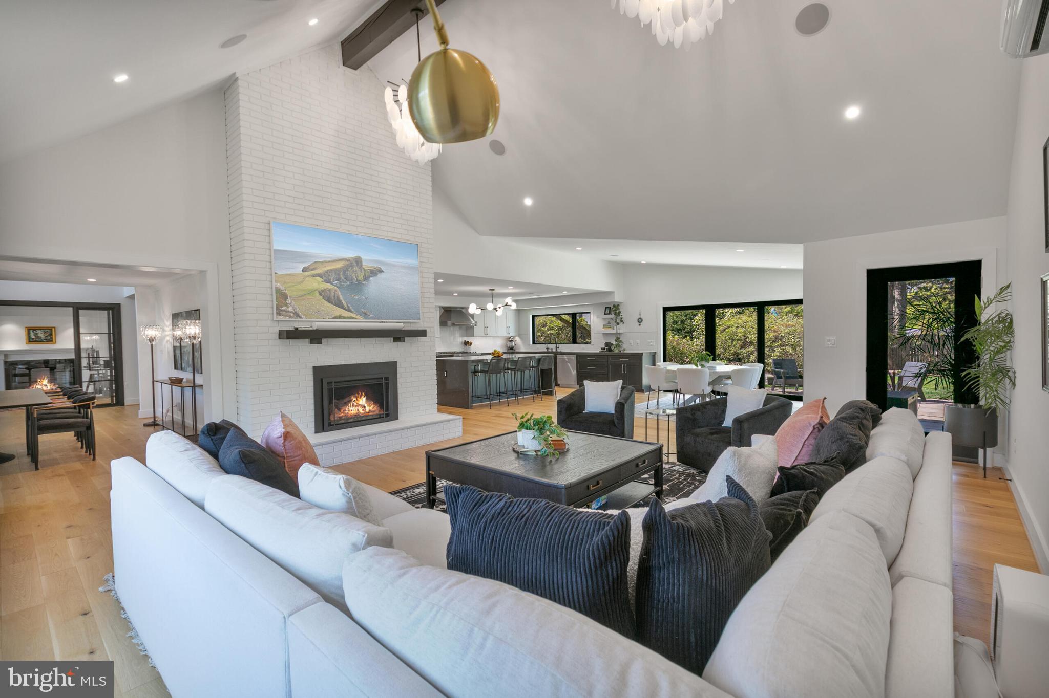 EVERMAY - Residential