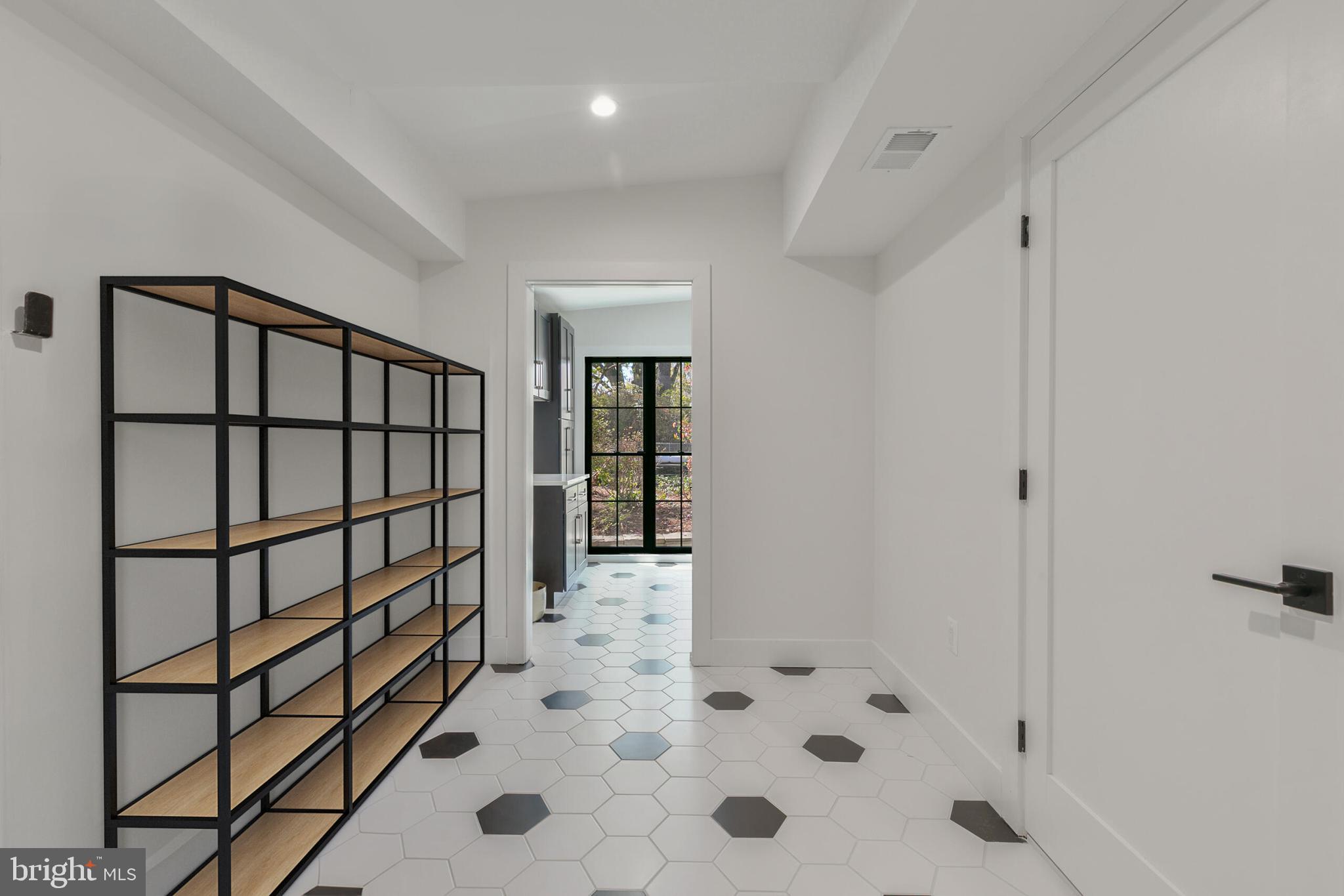 EVERMAY - Residential