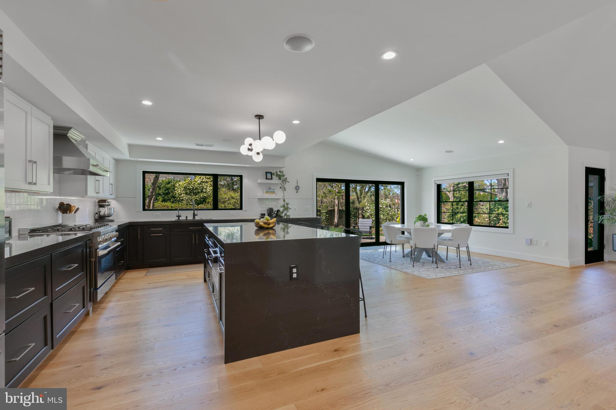 EVERMAY - Residential