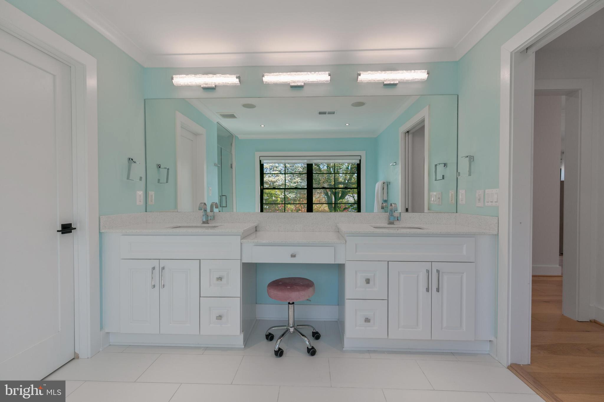 EVERMAY - Residential