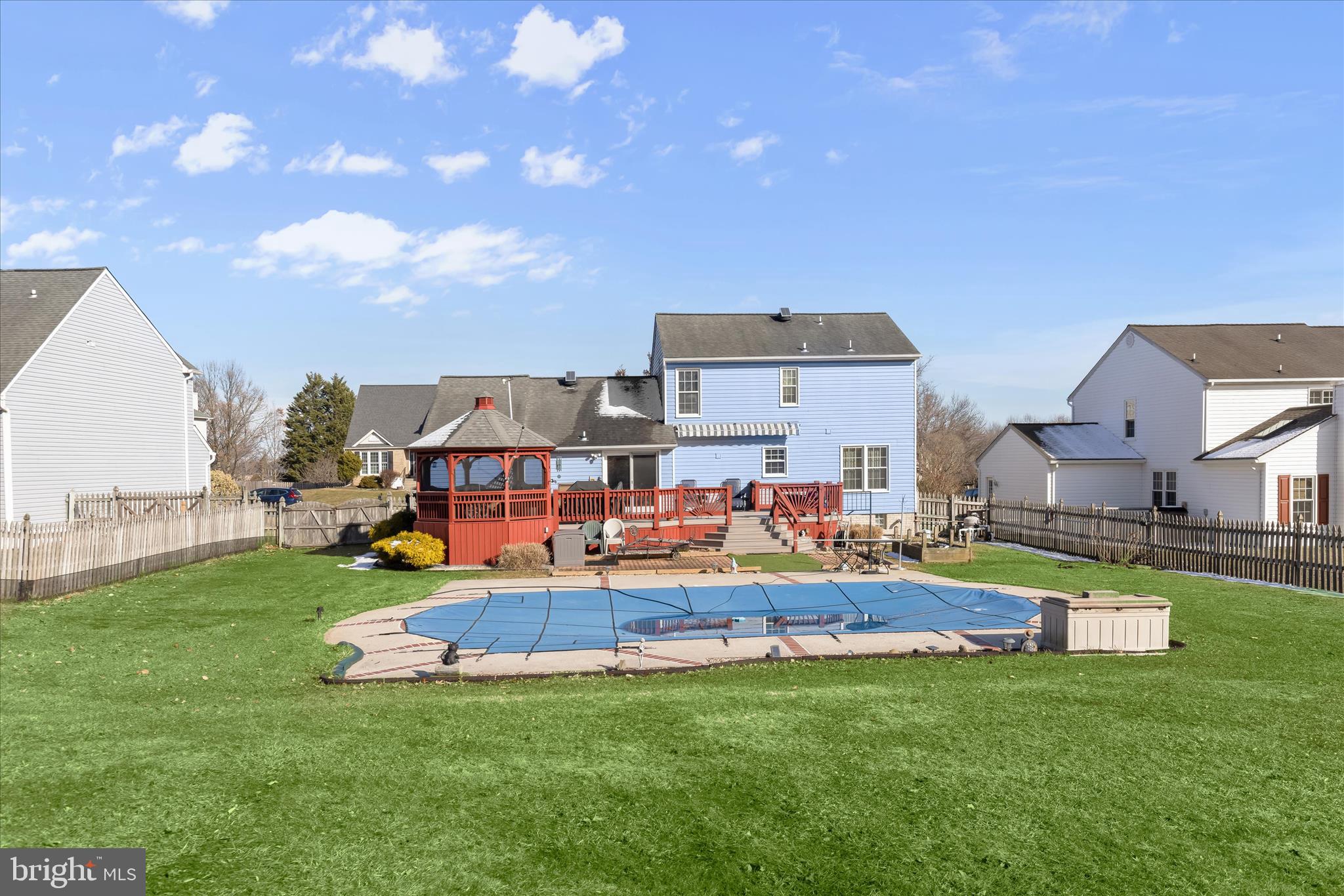 PHILADELPHIA STATION - Residential