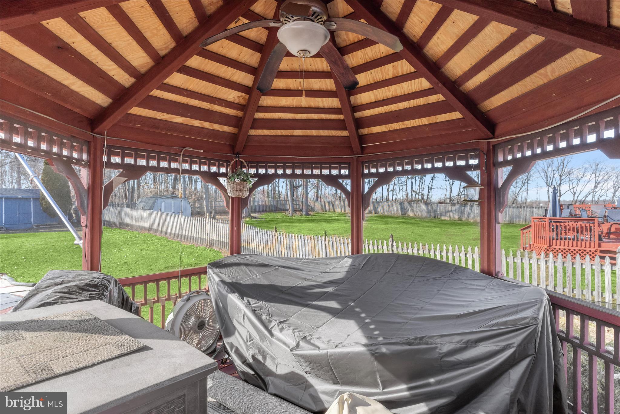 PHILADELPHIA STATION - Residential