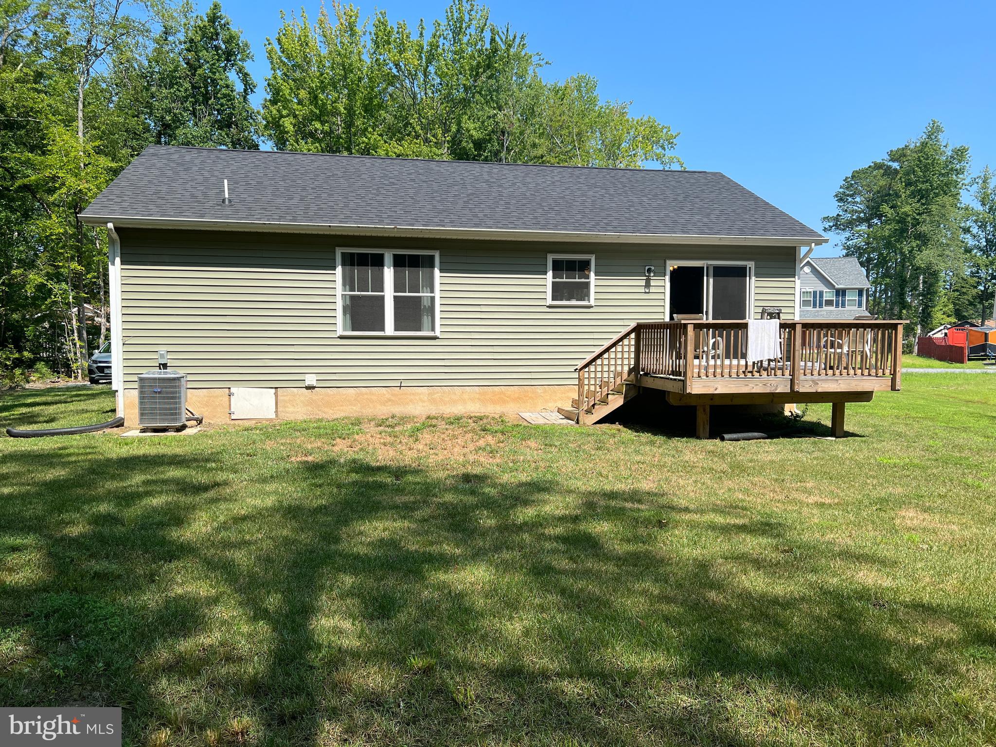 EBB TIDE BEACH - Residential Lease