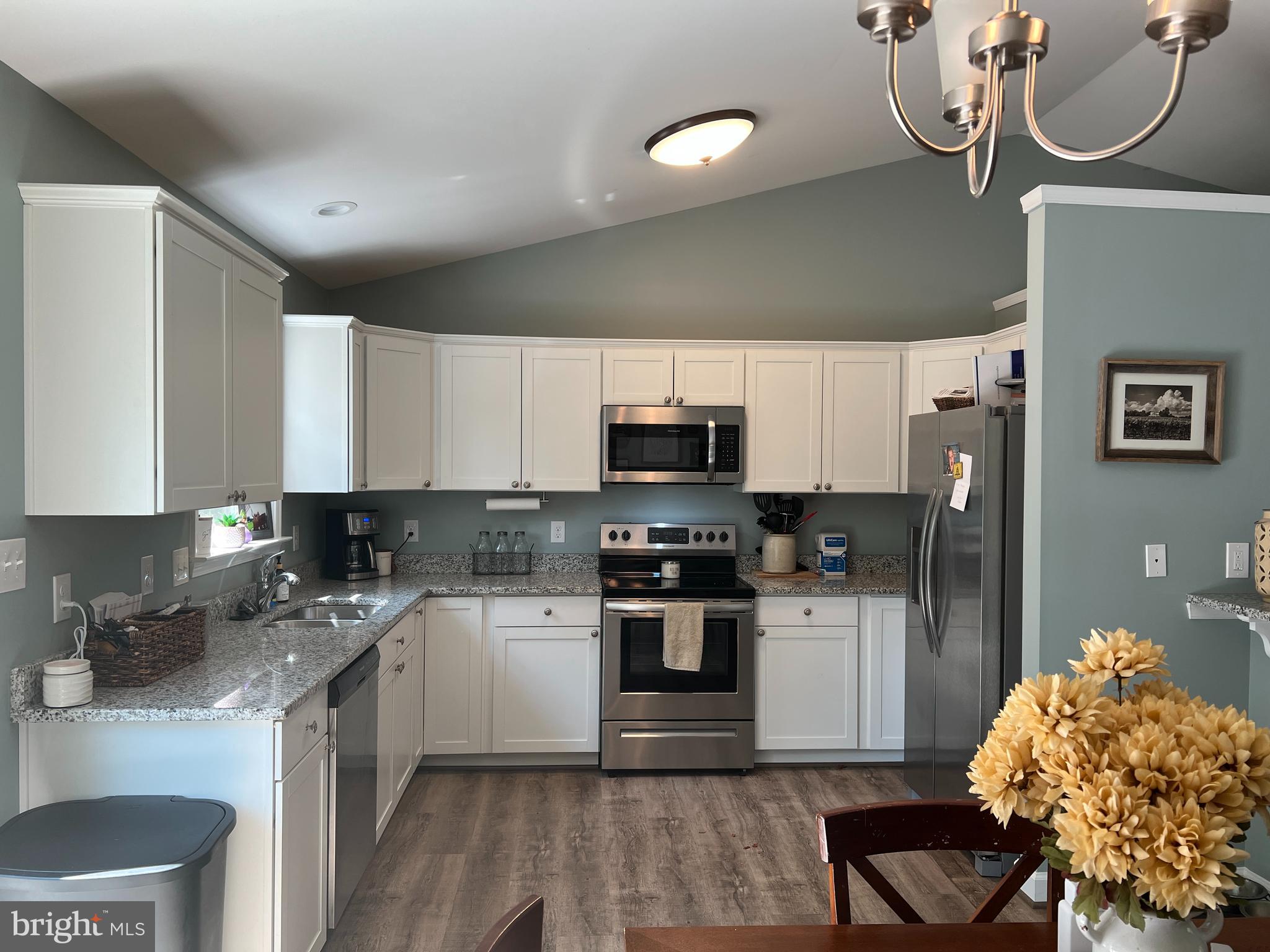 EBB TIDE BEACH - Residential Lease