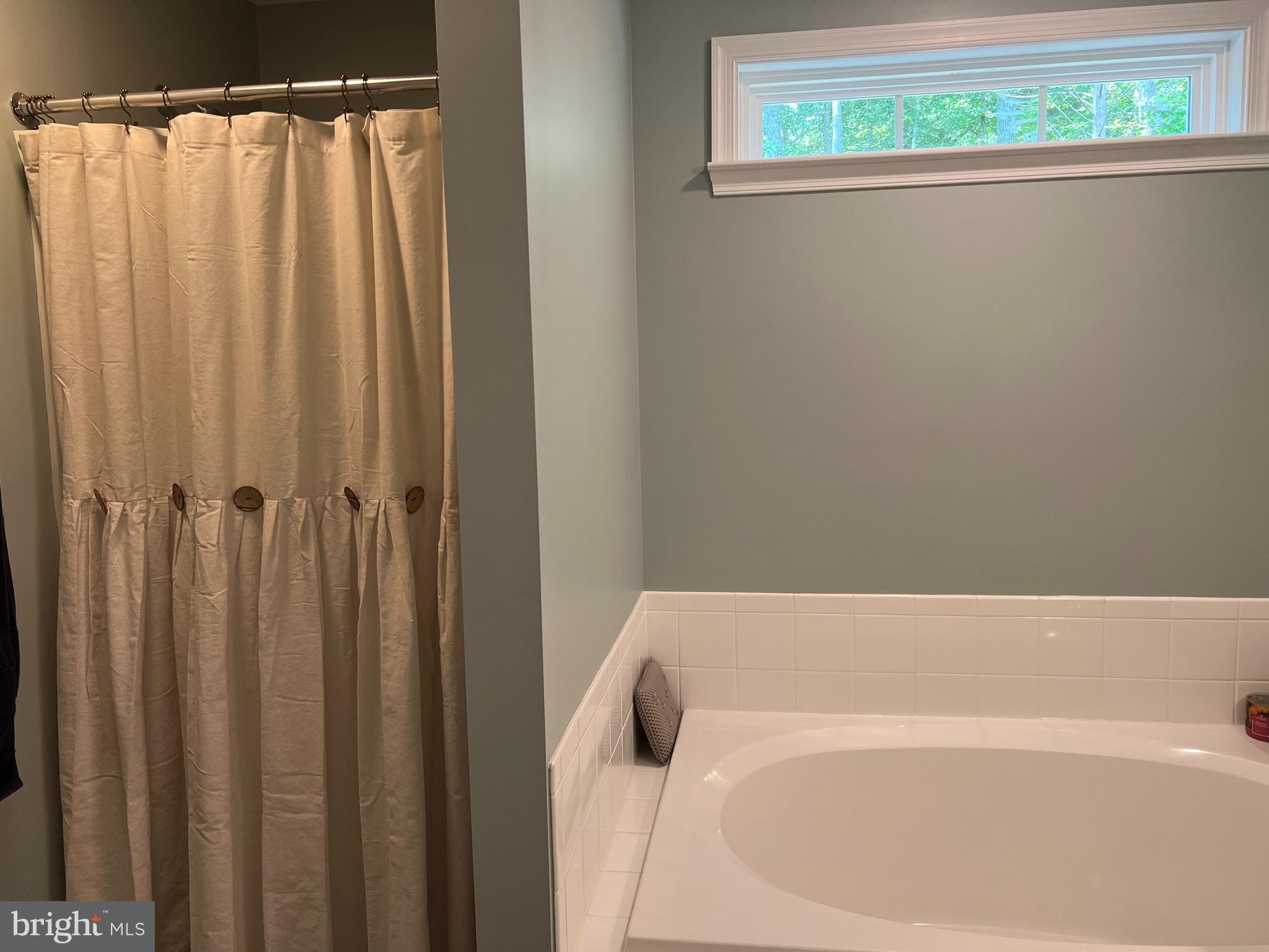 EBB TIDE BEACH - Residential Lease