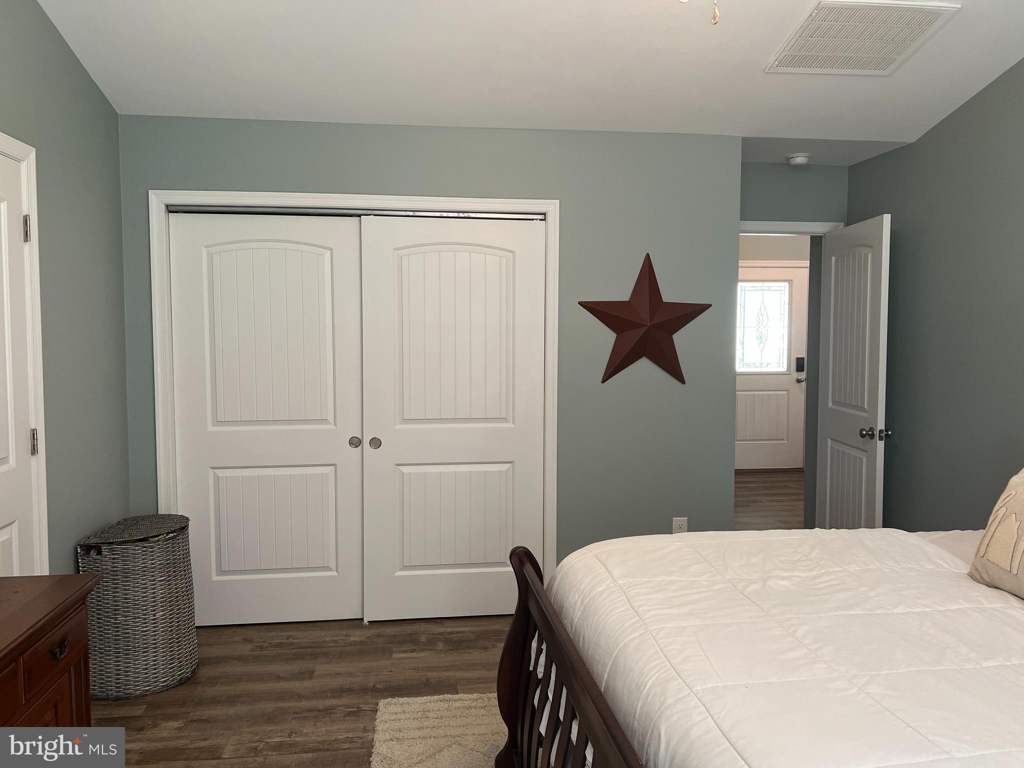 EBB TIDE BEACH - Residential Lease