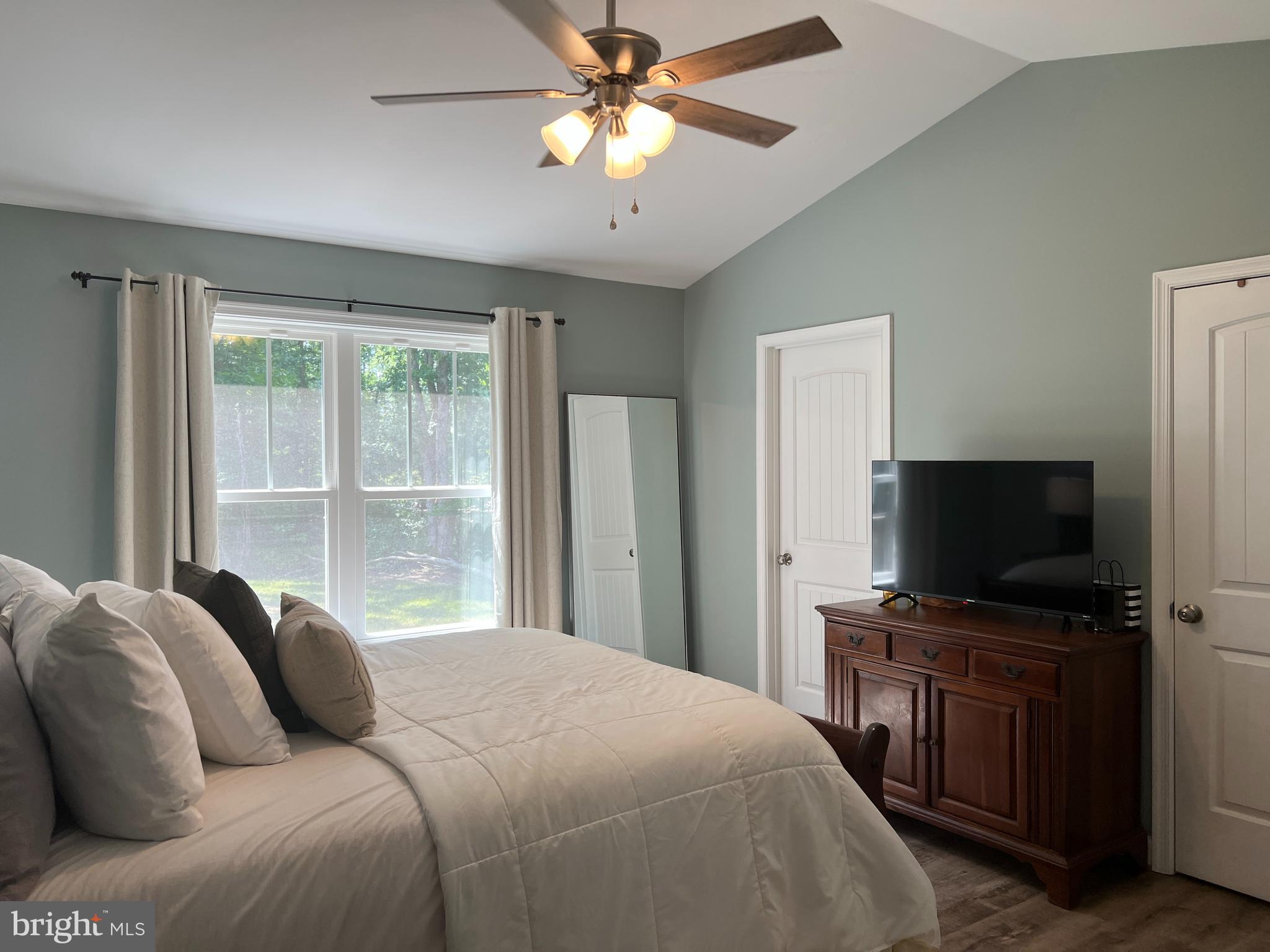 EBB TIDE BEACH - Residential Lease