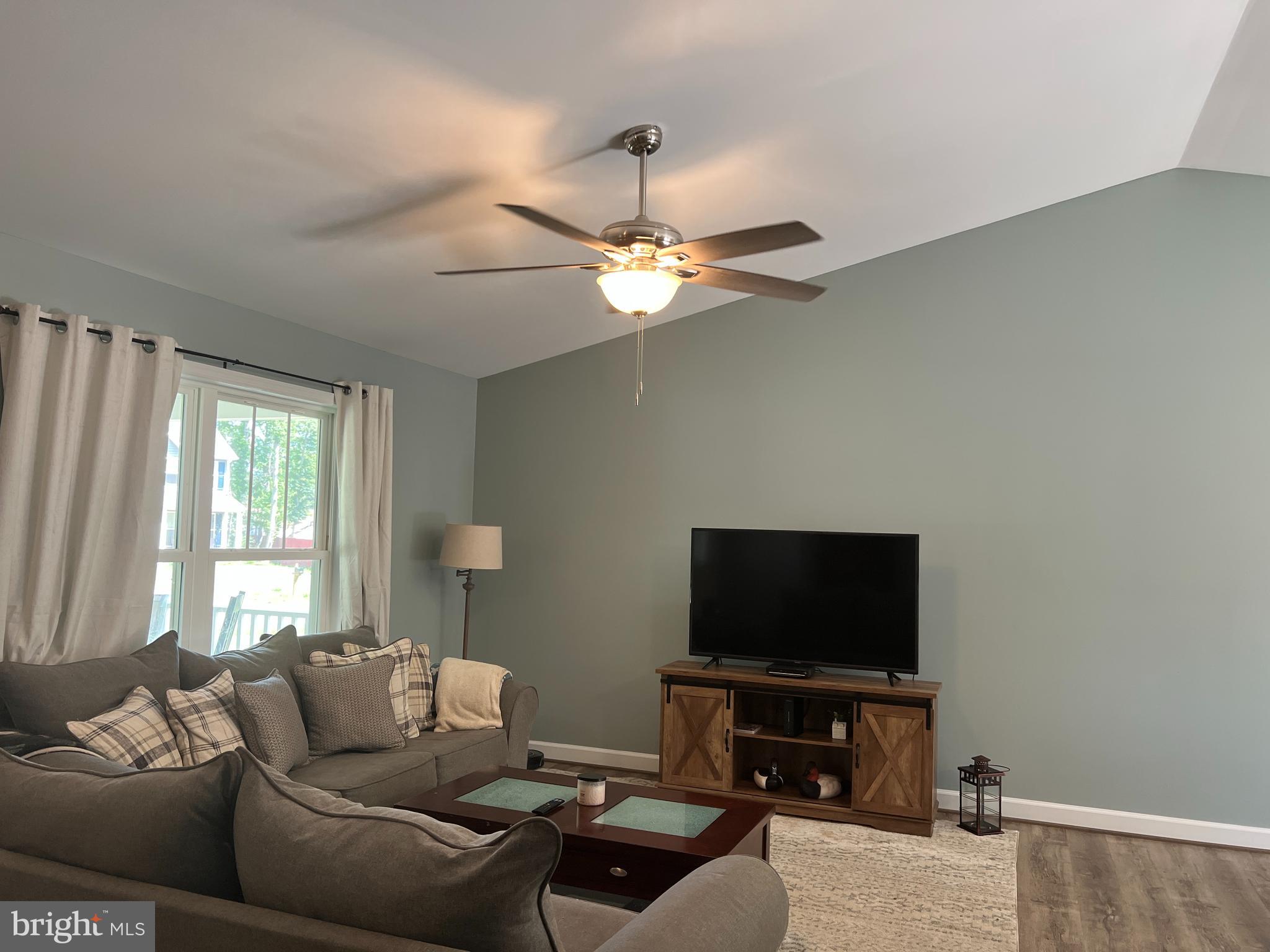 EBB TIDE BEACH - Residential Lease