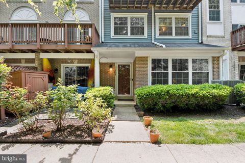 11736 ROCKAWAY LANE 101 FAIRFAX VA 22030