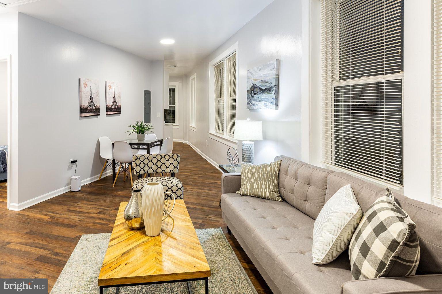 209 15TH STREET NE 1