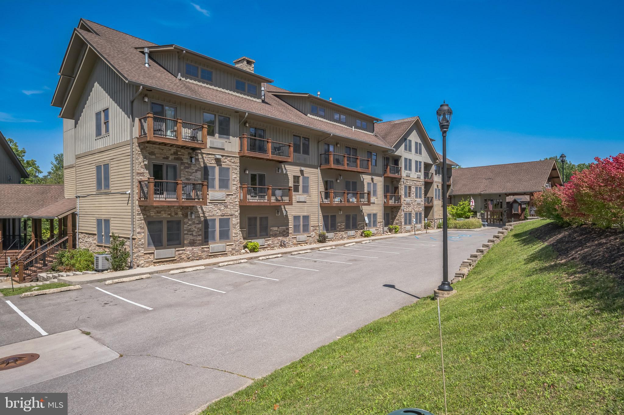 SILVER TREE SUITES - Residential