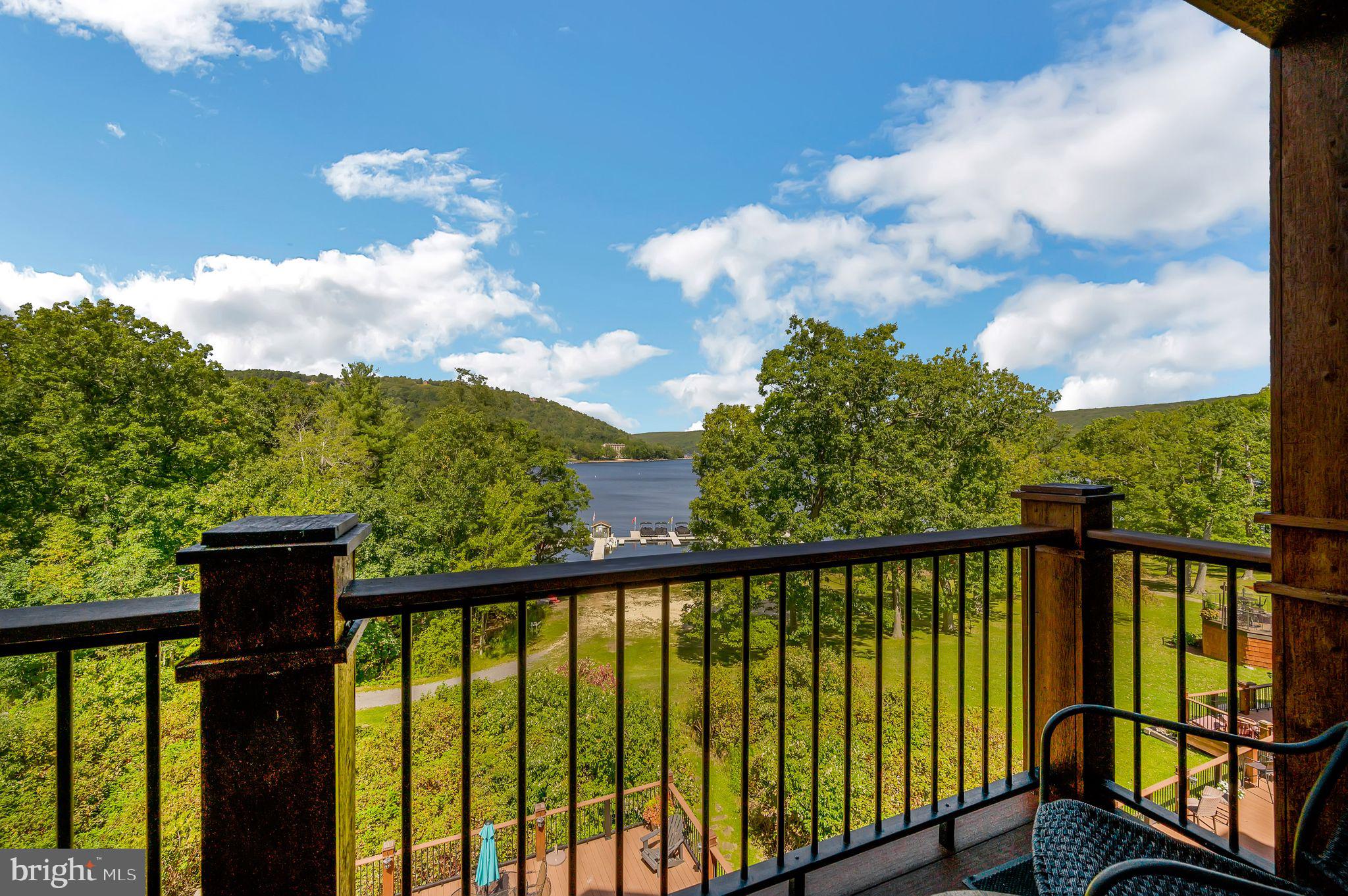 SILVER TREE SUITES - Residential